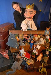 Birgit Schuster und ihre Puppen